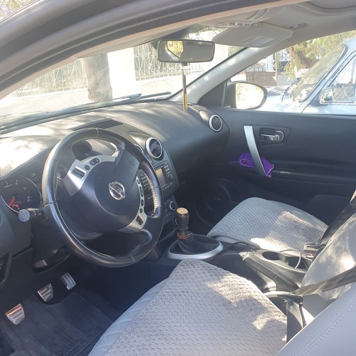 Продам QASHQAI +2