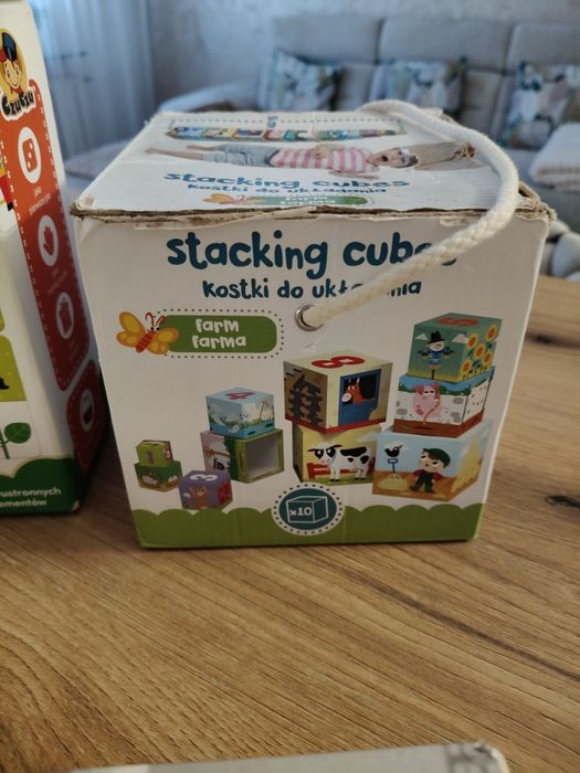 zestaw zabawek + gratis