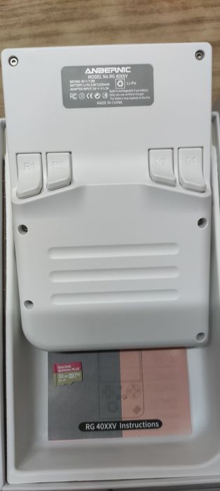 Consola Anbernic RG40XXV – Como Nova  + De 1000 Jogos  +2 Sistemas