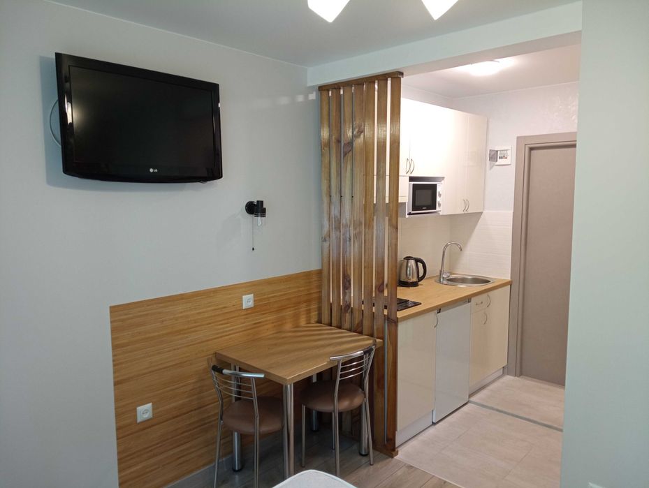 квартира-студія погодинно (площа 17 м2 - 750 грн/доба ). На Волі