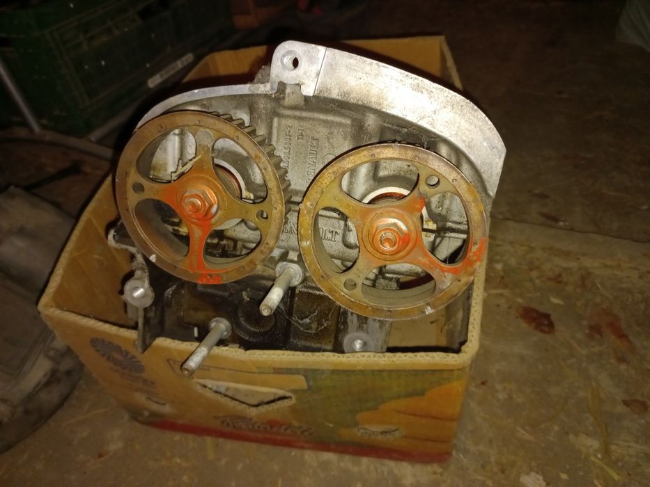 Гбц.рено сценік лагуна.1.4 бензин .16 клапанів