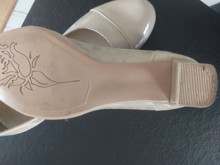 Buty eleganckie 37