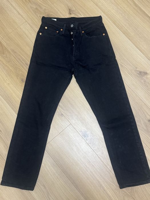 Джинси Levi’s.