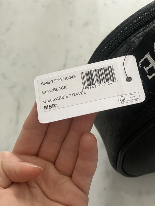 Косметичка GUESS оригінал нова