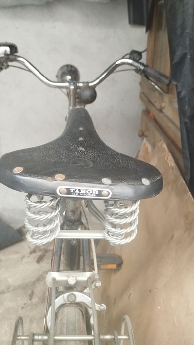 Bicicleta antiga Mayal