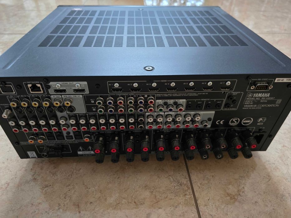 Amplituner Yamaha RX-V2067