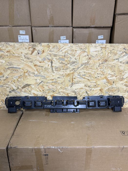 Абсорбер бамперу Nissan Rouge(x-trail)T33 2021-2025