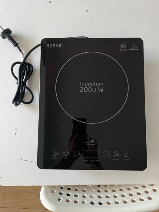 Placa.     de inducão    semi nova.