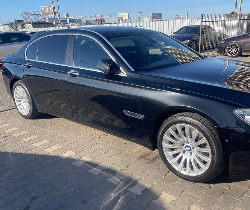 Продам BMW 730 d  2013