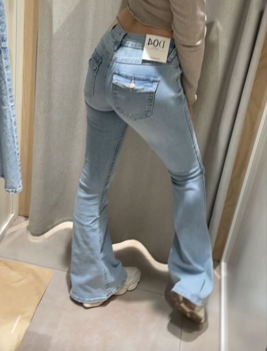 Dzwony nowe Stradivarius  rozmiar 34