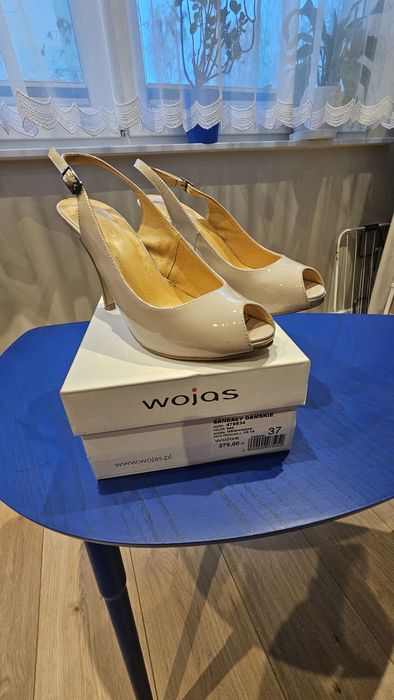 Sandały damskie Wojas rozmiar 37 beżowe prawie jak nowe