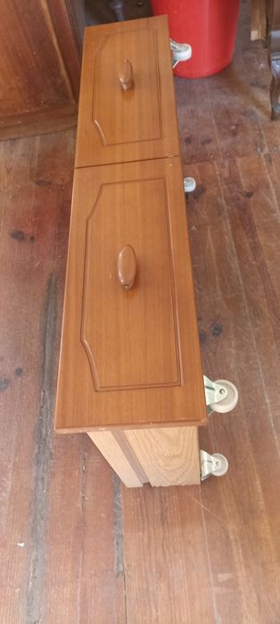 Gaveta de arrumação com rodas