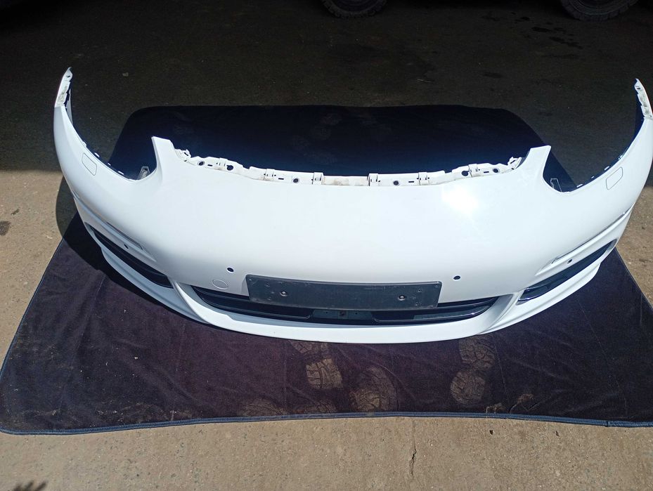 Panamera pára choques