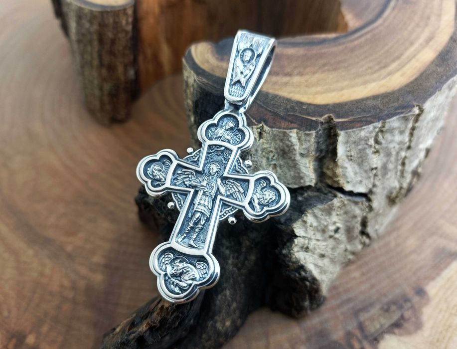 Срібний хрест Архангел Міхаїл. Серебряный крест с Архангелом Михаилом