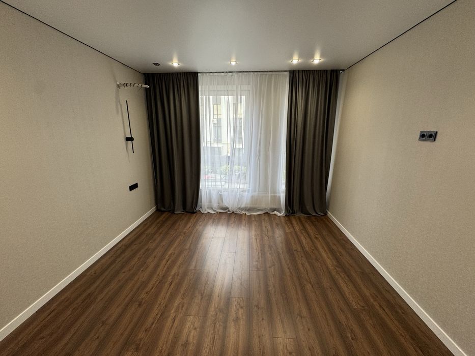 Квартира з ремонтом в ЖК Емоція