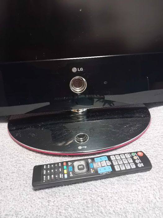 Sprzedam używany telewizr LG