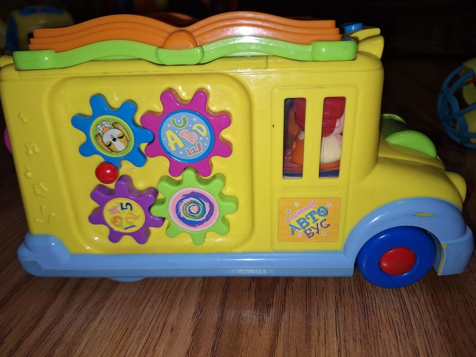 Розвивальна іграшка Huile Toys Шкільний автобус
