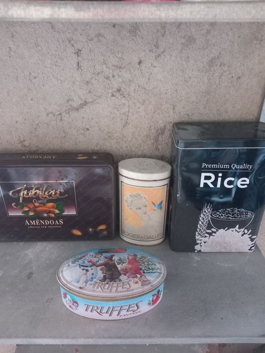 Latas antigas para venda