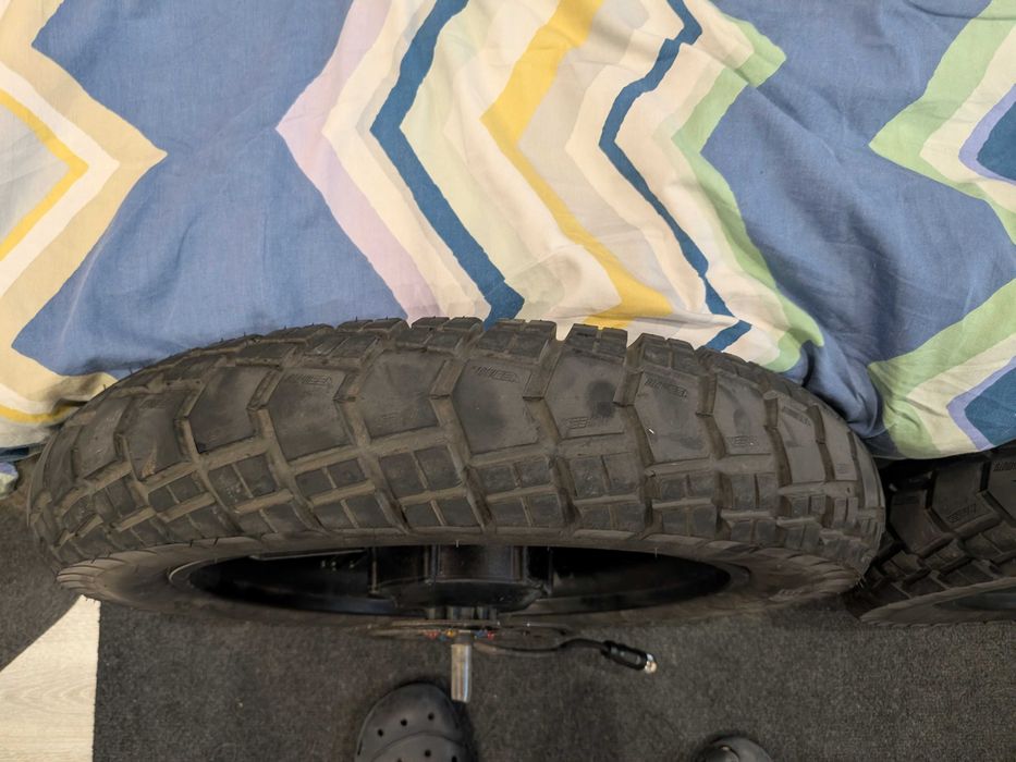 Opony ANTYPRZEBICIOWE mini-FATbike 20x4 asfalt off-road E-Bike E-Huntsman