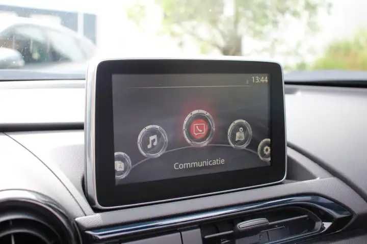 Mazda MX-5 SKYACTIV-G 131 Exclusive-Line