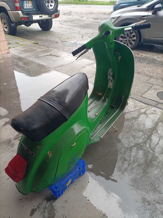 Vendo duas Vespas 50cc