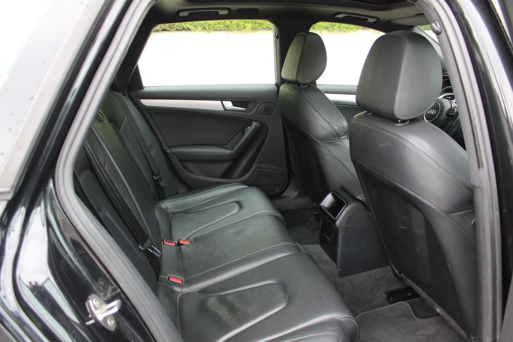Audi A4 2.0 TDI 136cv 2012 Full extras | Automático | Teto panorâmico