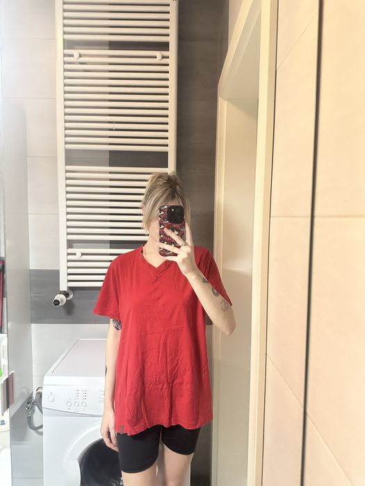 Bluzka czerwona w serek