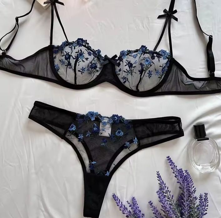 Набір нижньої кружевної білизни