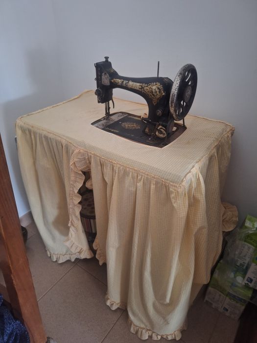Máquina de costura vintage Singer
