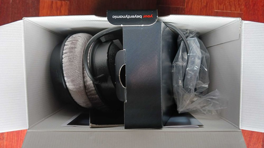 Auscultadores HI FI Beyerdynamic - DT 770 Pro 80 Ohm