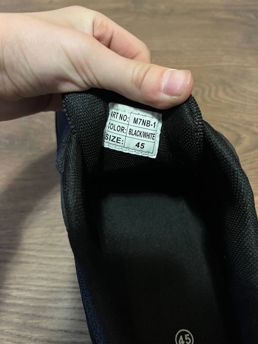 Продам кроссовки Nike