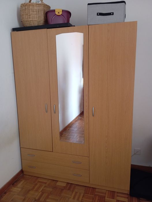 Armário Minimalista