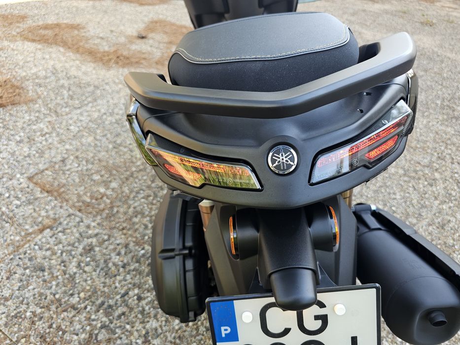 Yamaha N155 Tech Max 2026 - 1.100 km - COMO NOVA