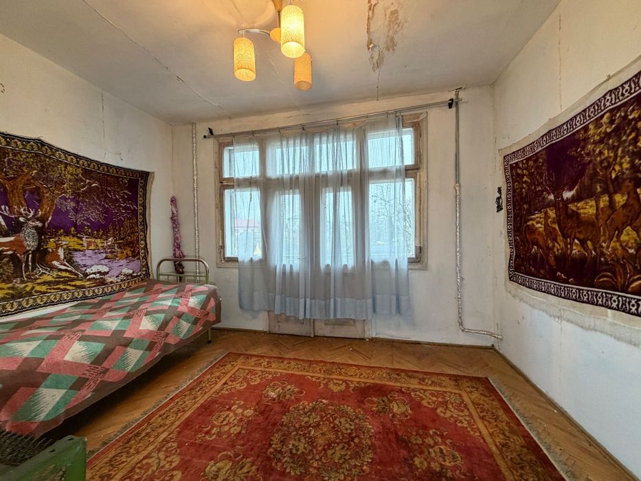 Продаж цегляного Будинку в передмісті Моршина
