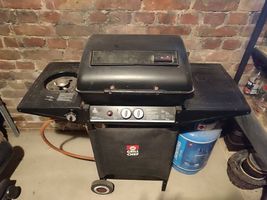 Grill gazowy Landman z kamieniami lawy