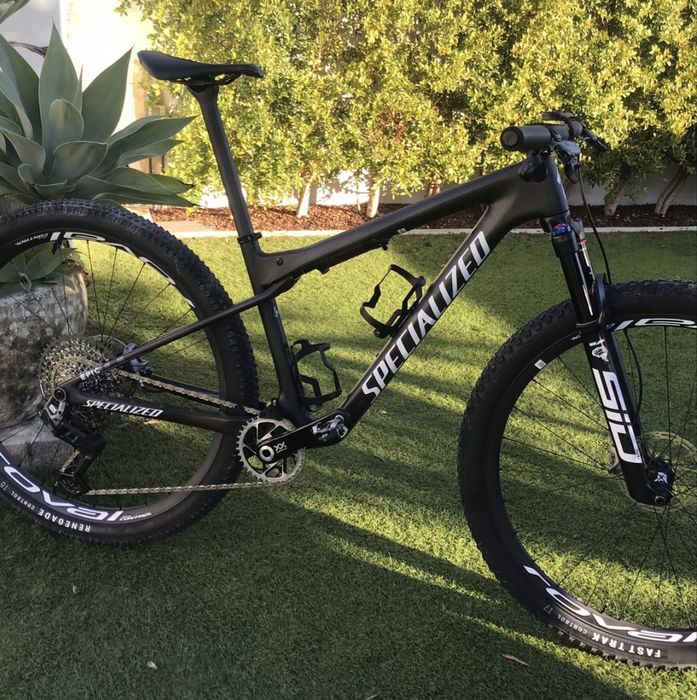 Quadro Specialized Epic WC M + Sid Brain