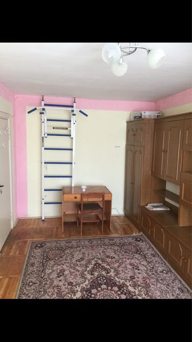 Шведская стенка с брусьями и перекладиной