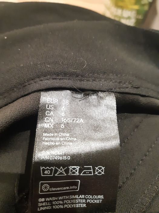 Czarne spodnie rozmiar 38