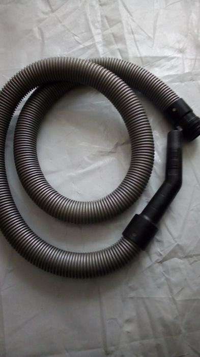 ШЛАНГ пылесоса в ОТЛИЧНОМ состоянии