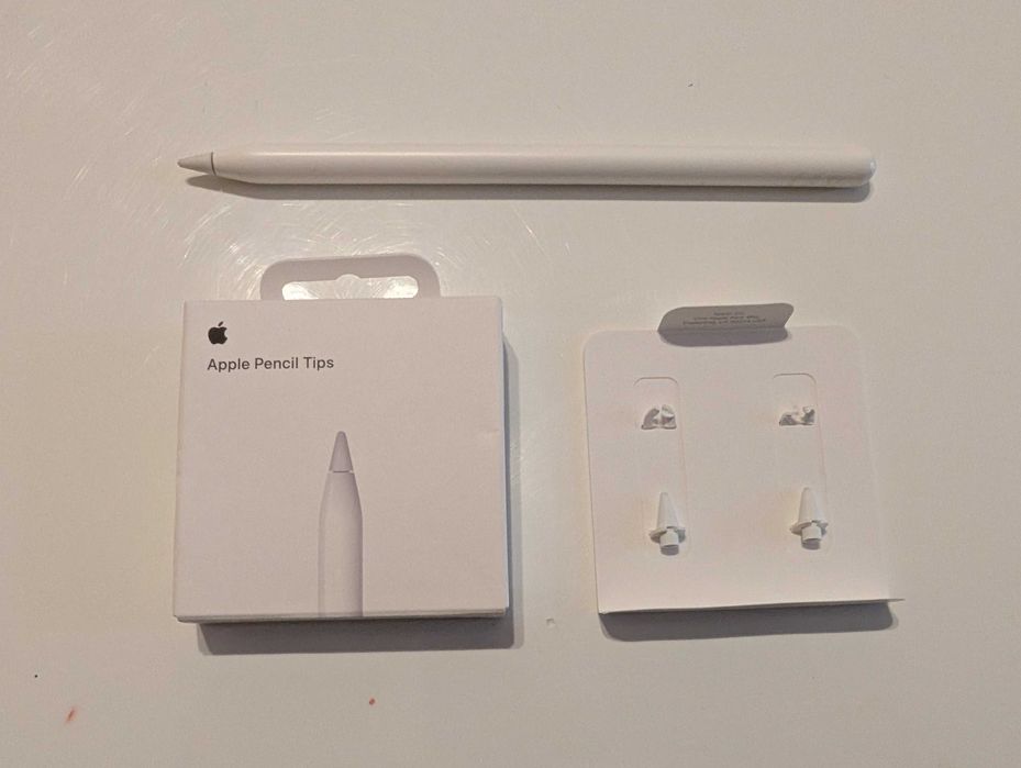 iPad Air 10.9" 5 gen. 64 GB + etui, klawiatura i apple pencil 2gen