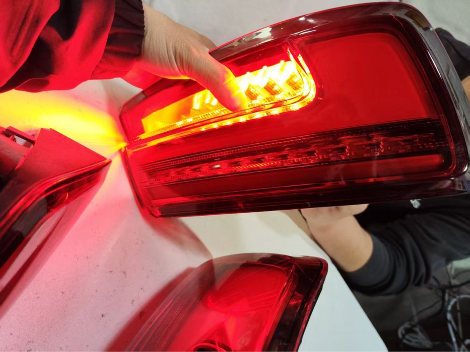 задние стопы стопи фонари Audi A3 8V 8V5 ЕВРОПА (желтые) MATRIX