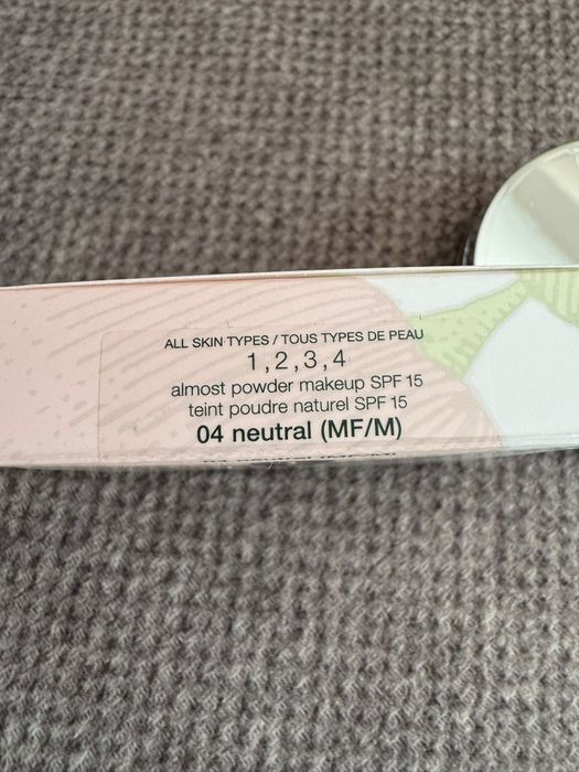 Clinique puder 04 neutral (MF/M) almost powder makeup SPF15 nowy