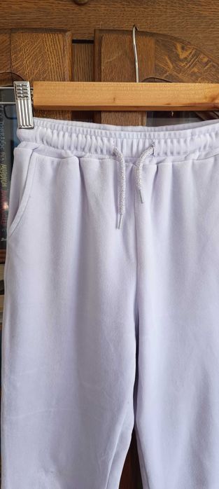 dresowe, welurowe spodnie SMYK. r. 128