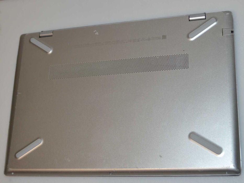 HP Pavilion 15-cs3055wm