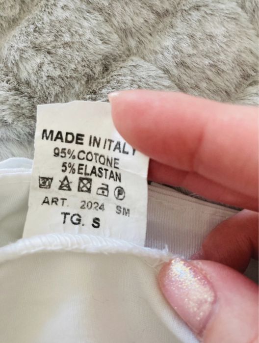 Spódnica biała mini z gipiurą „S”