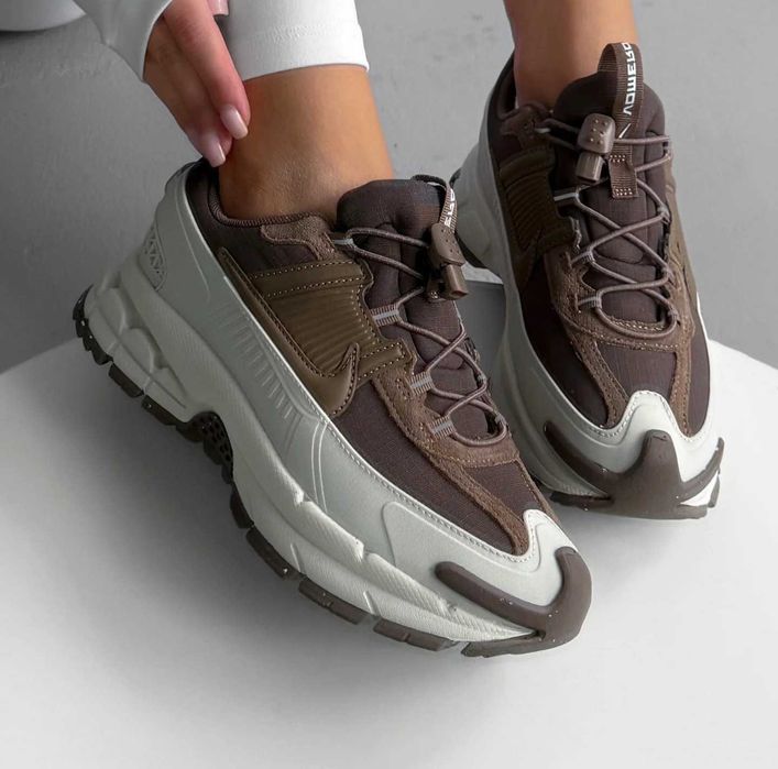 Кросівки Жіночі Nike Zoom Vomero 5 Roam Light Bone | Mink Brown | Женские Кроссовки Най Роам 5
