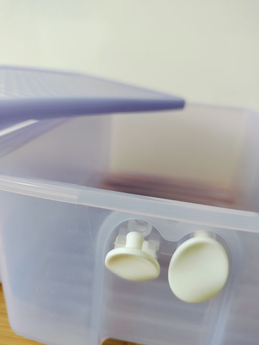 2 Tupperware lilás 2L para armazenar no frigorífico