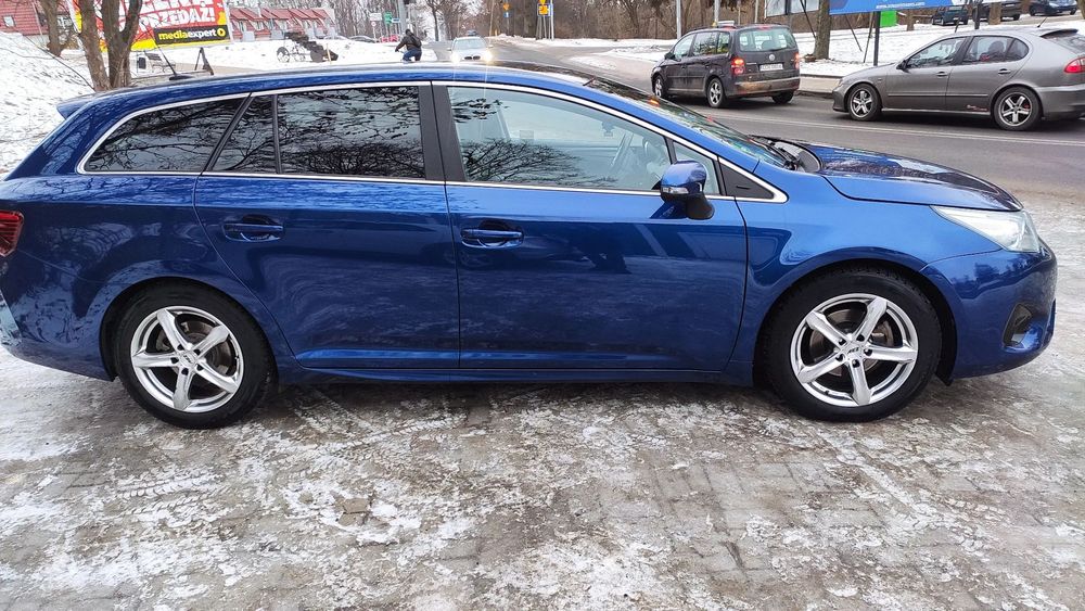 Toyota Avensis Avensis stan bdb auto prywatne