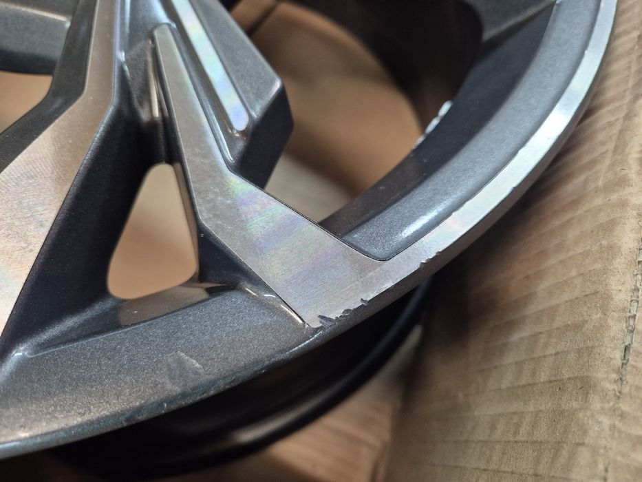 Felga Audi VW 18" 5x112 8Y0.601.025H OEM