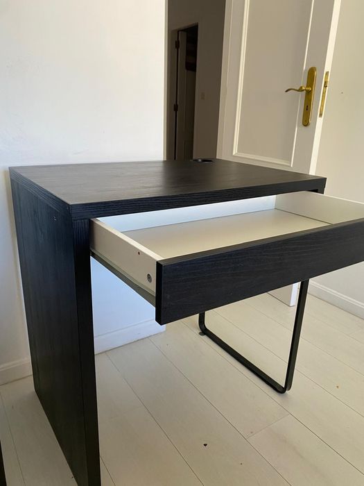 Ikea - Secretária preta